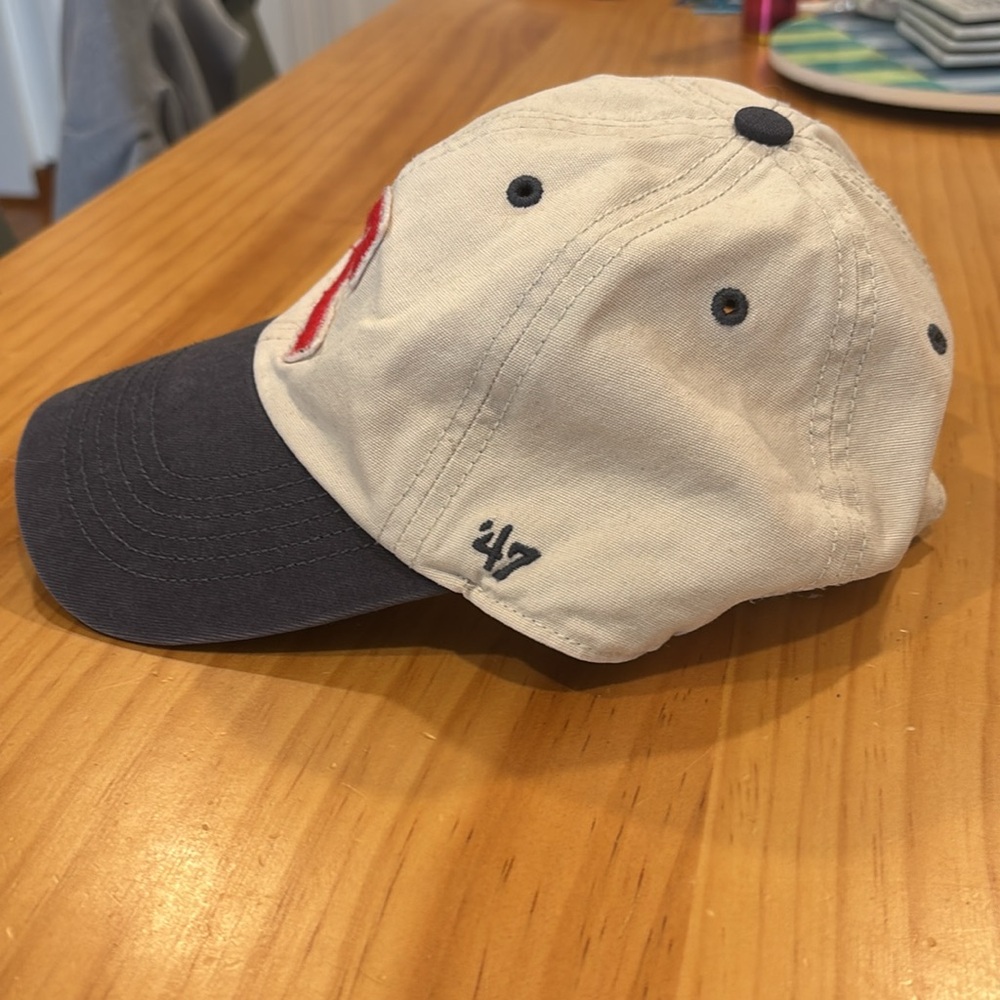 Cincinnati Reds hat - Picture 2 of 5